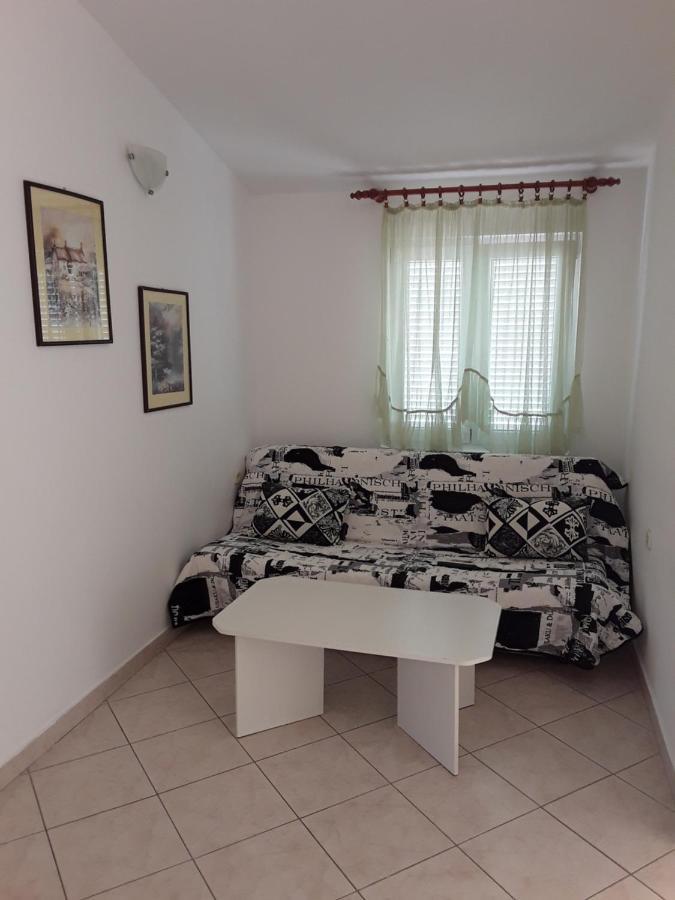 Apartments And Rooms Markovski Palit Zewnętrze zdjęcie