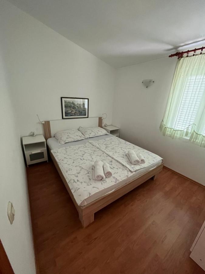 Apartments And Rooms Markovski Palit Zewnętrze zdjęcie