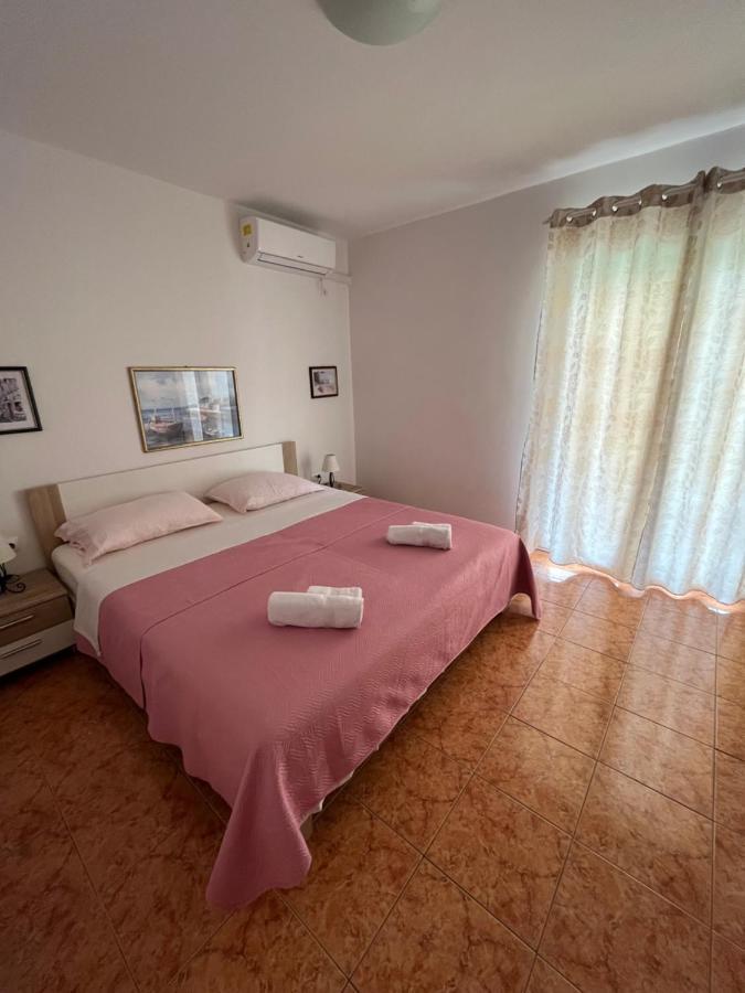 Apartments And Rooms Markovski Palit Zewnętrze zdjęcie