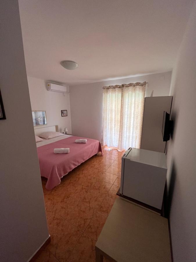 Apartments And Rooms Markovski Palit Zewnętrze zdjęcie