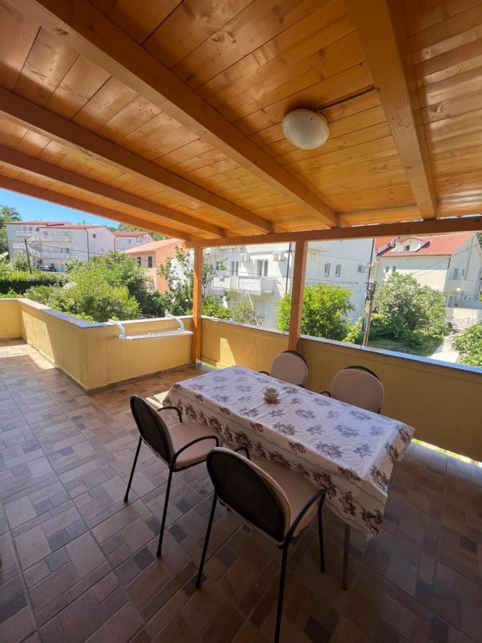 Apartments And Rooms Markovski Palit Zewnętrze zdjęcie