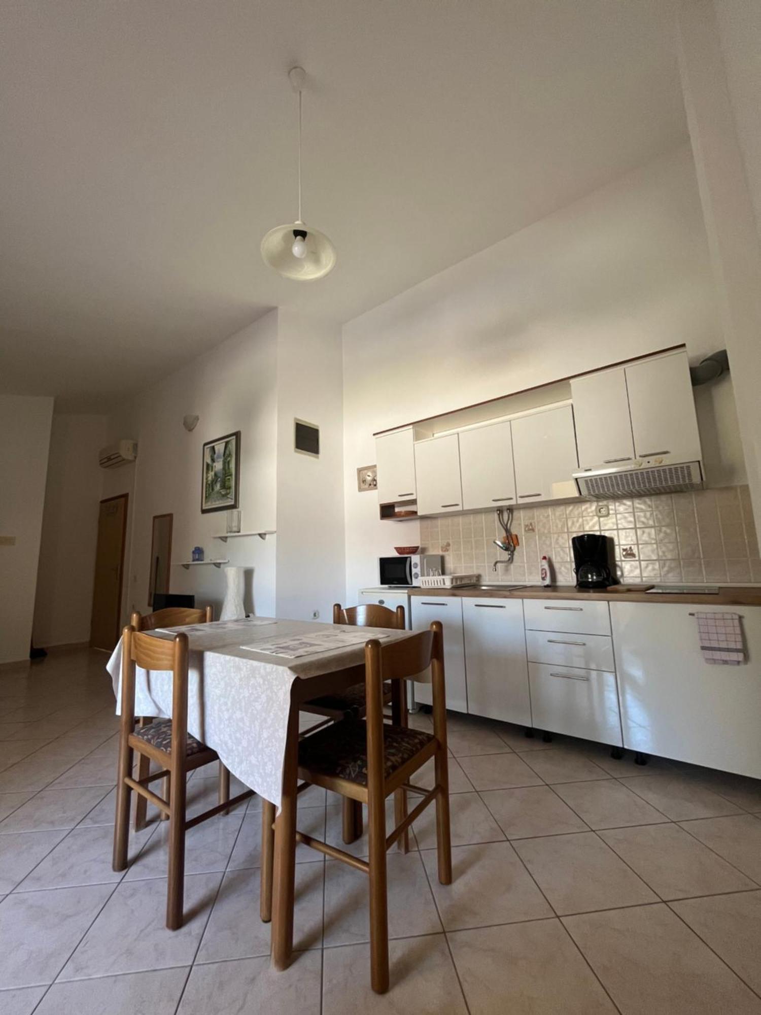 Apartments And Rooms Markovski Palit Zewnętrze zdjęcie