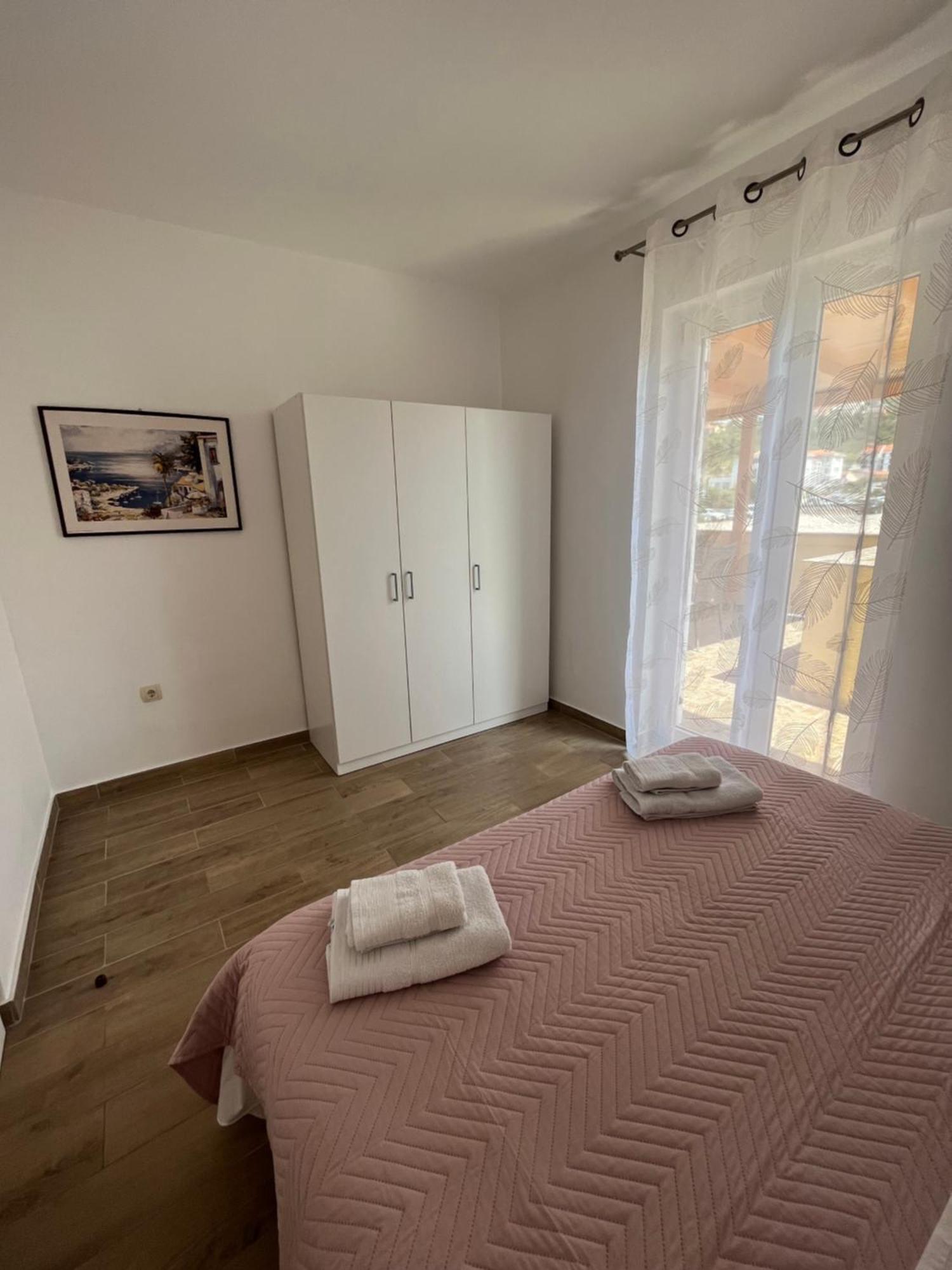 Apartments And Rooms Markovski Palit Zewnętrze zdjęcie